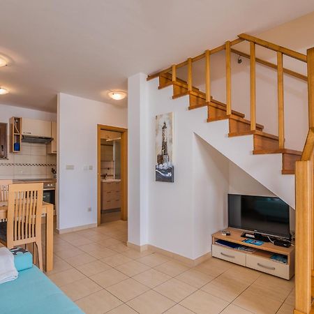 Apartments Celeste Klimno Eksteriør bilde