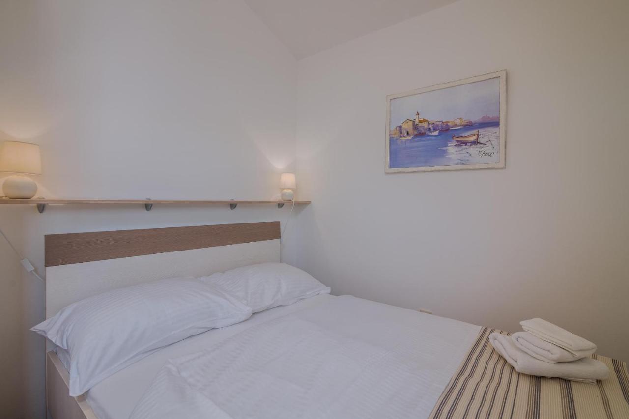 Apartments Celeste Klimno Eksteriør bilde